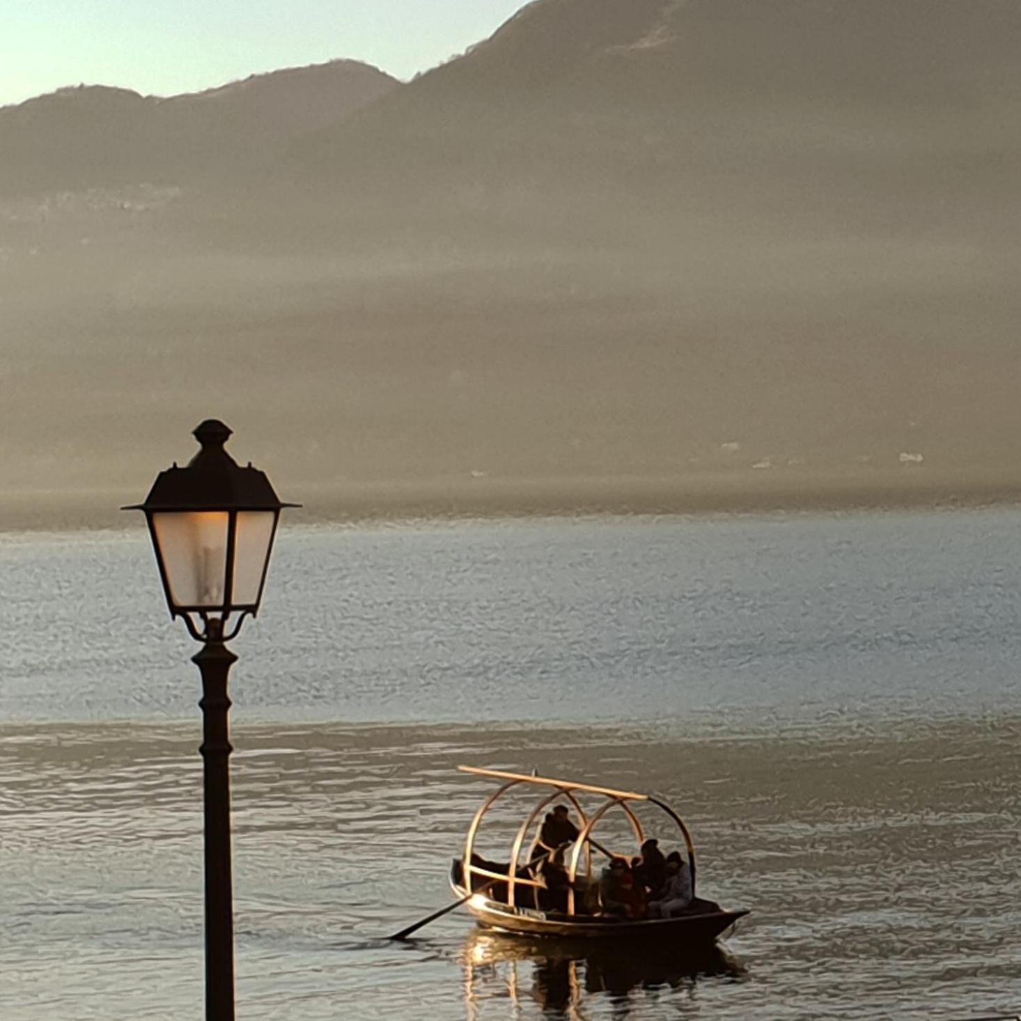 Downtown Varenna - Historic Centre By Villavistalago Buitenkant foto